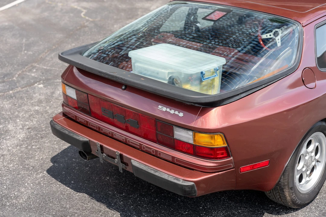 1986 Porsche 944 - Image 14 of 31