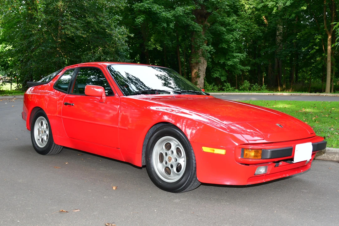 1986 Porsche 944 - Image 12 of 31