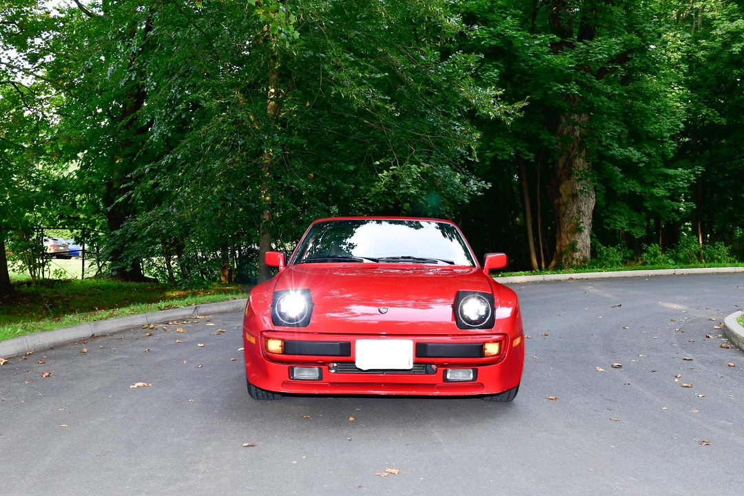 1986 Porsche 944 - Image 6 of 31