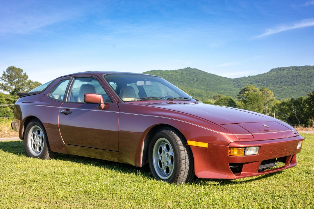 1986 Porsche 944 - Image 17 of 31