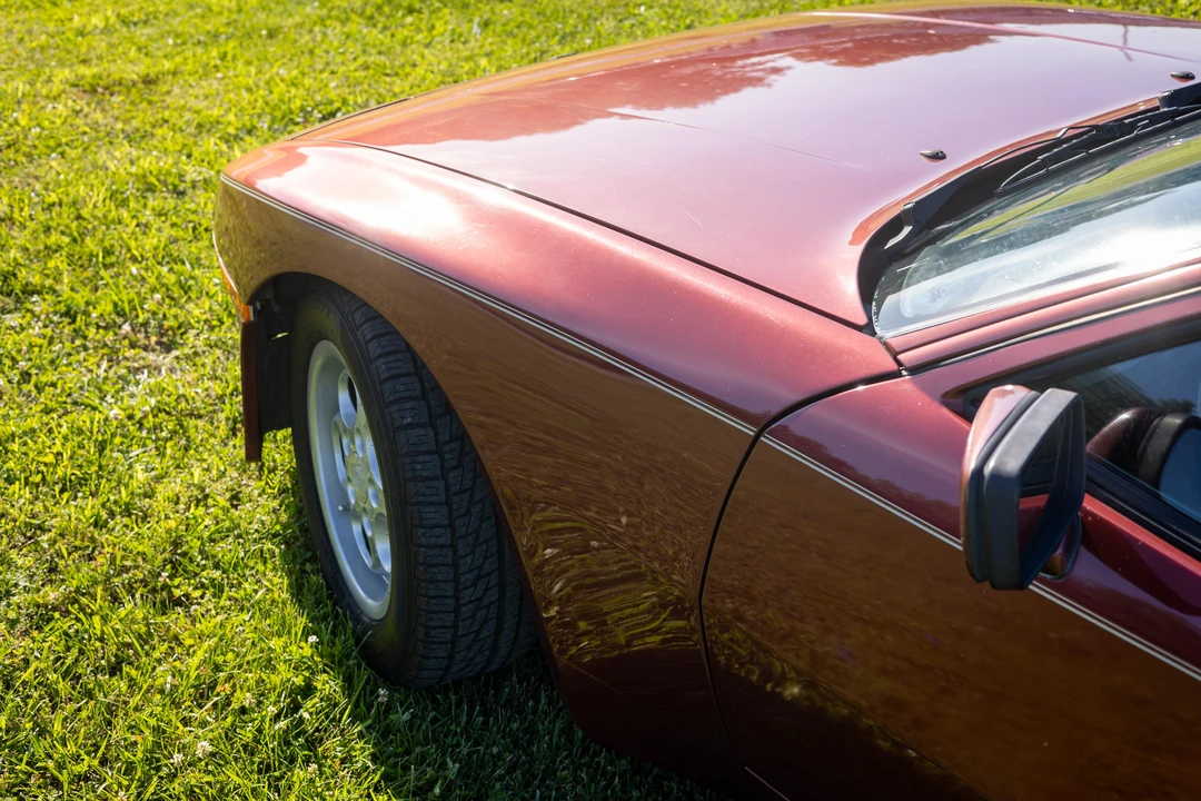 1986 Porsche 944 - Image 29 of 31
