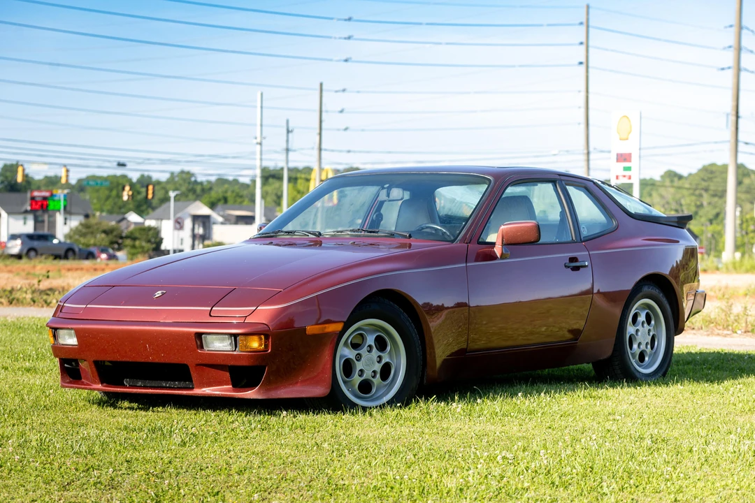 1986 Porsche 944 - Image 8 of 31