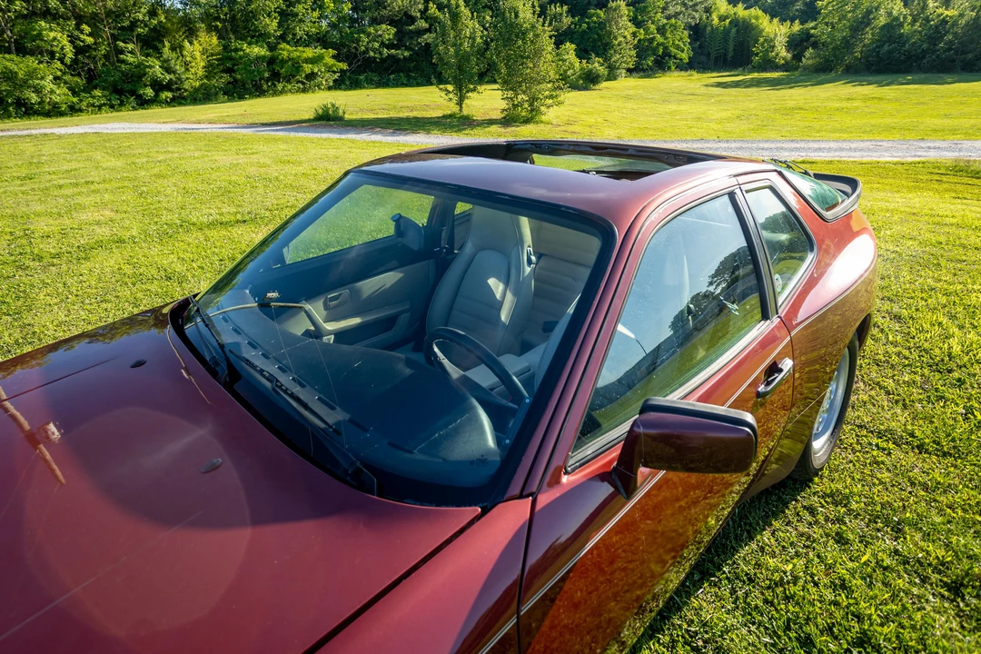 1986 Porsche 944 - Image 30 of 31