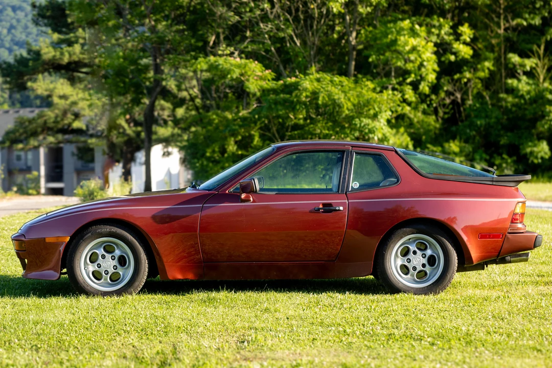 1986 Porsche 944 - Image 3 of 31