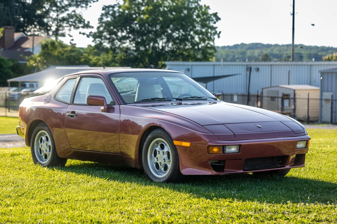 1986 Porsche 944 - Image 18 of 31