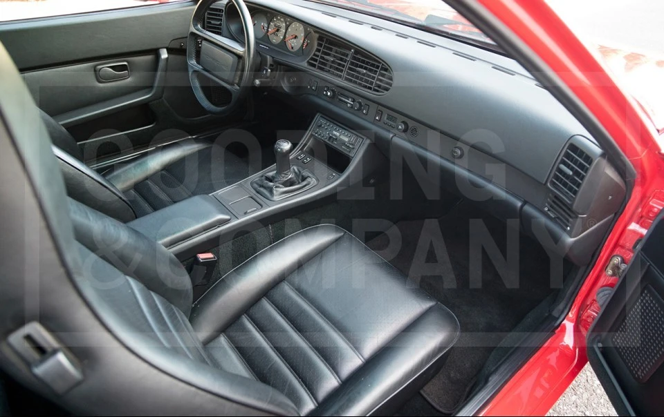 1986 Porsche 944 - Image 9 of 18