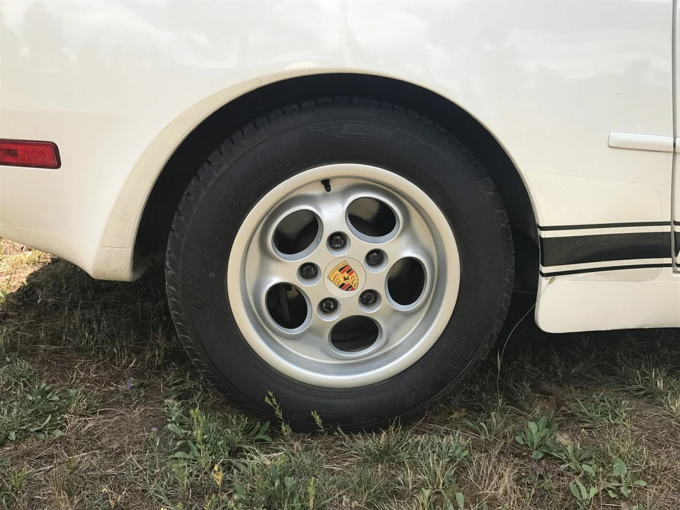 1986 Porsche 944 - Image 16 of 31
