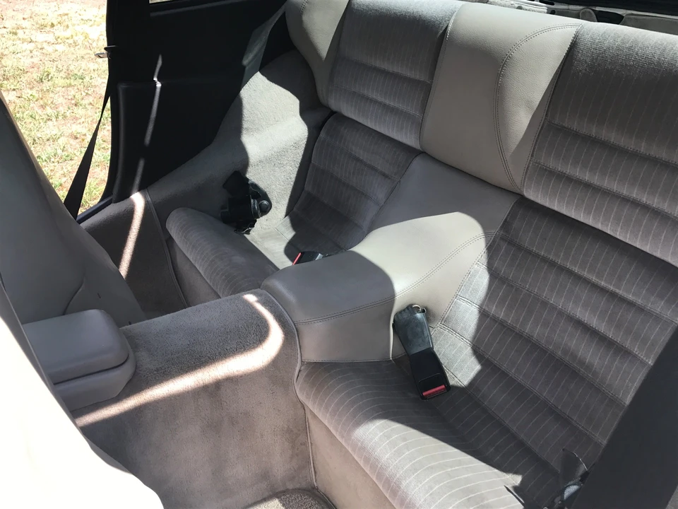1986 Porsche 944 - Image 25 of 31
