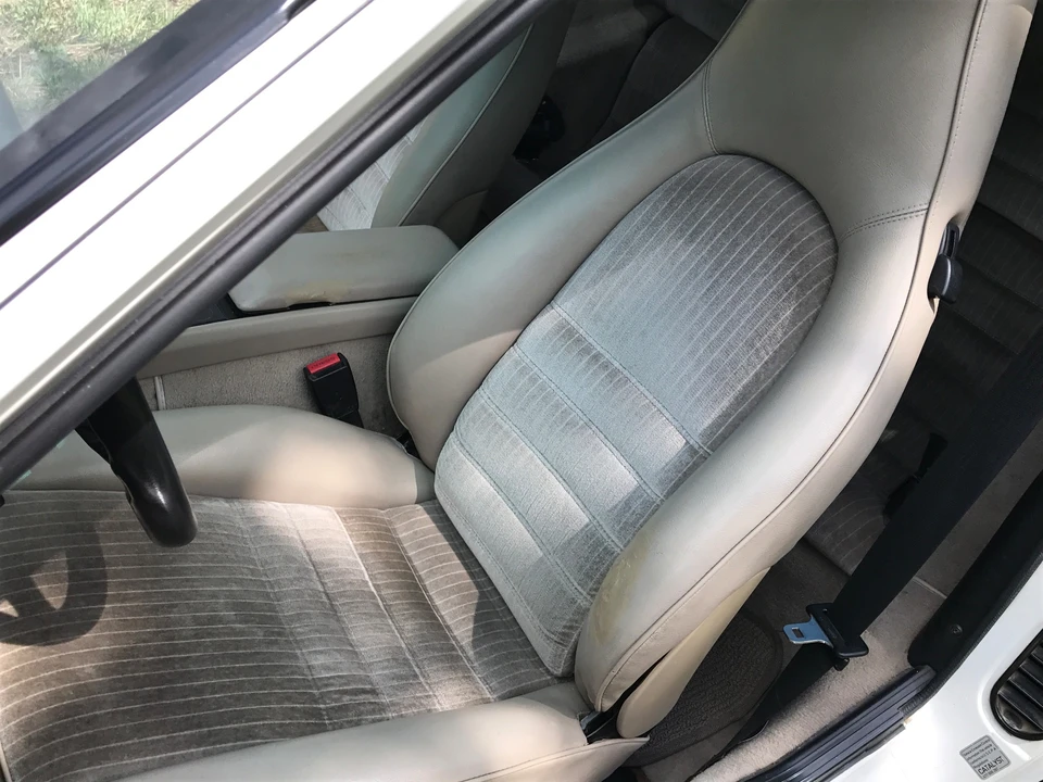 1986 Porsche 944 - Image 24 of 31