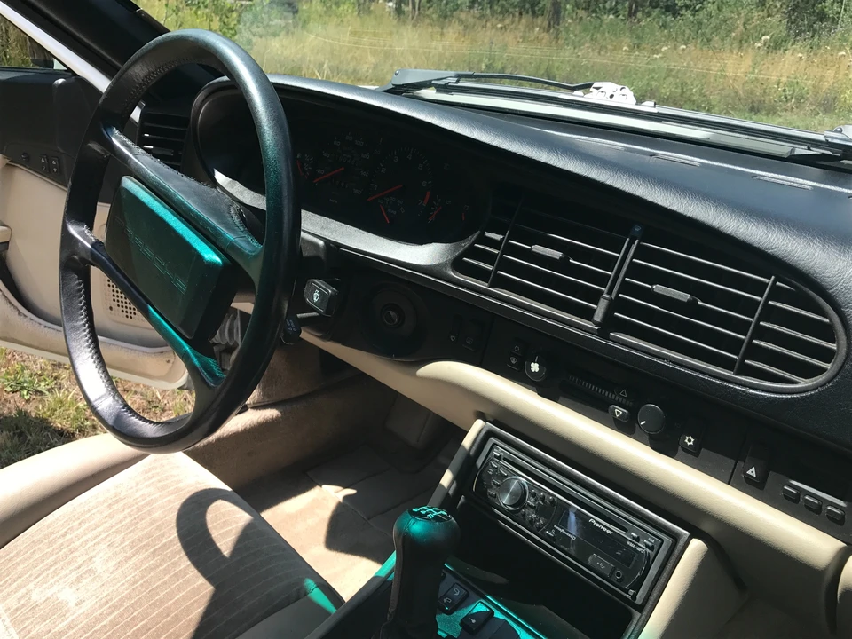 1986 Porsche 944 - Image 21 of 31