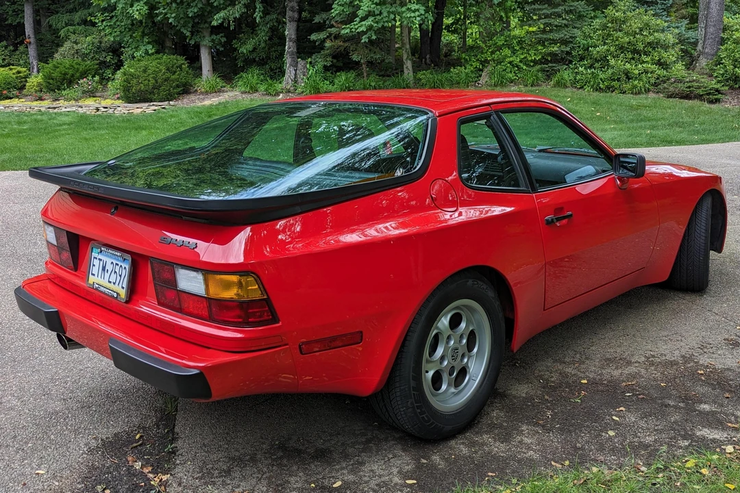 1986 Porsche 944 - Image 4 of 31
