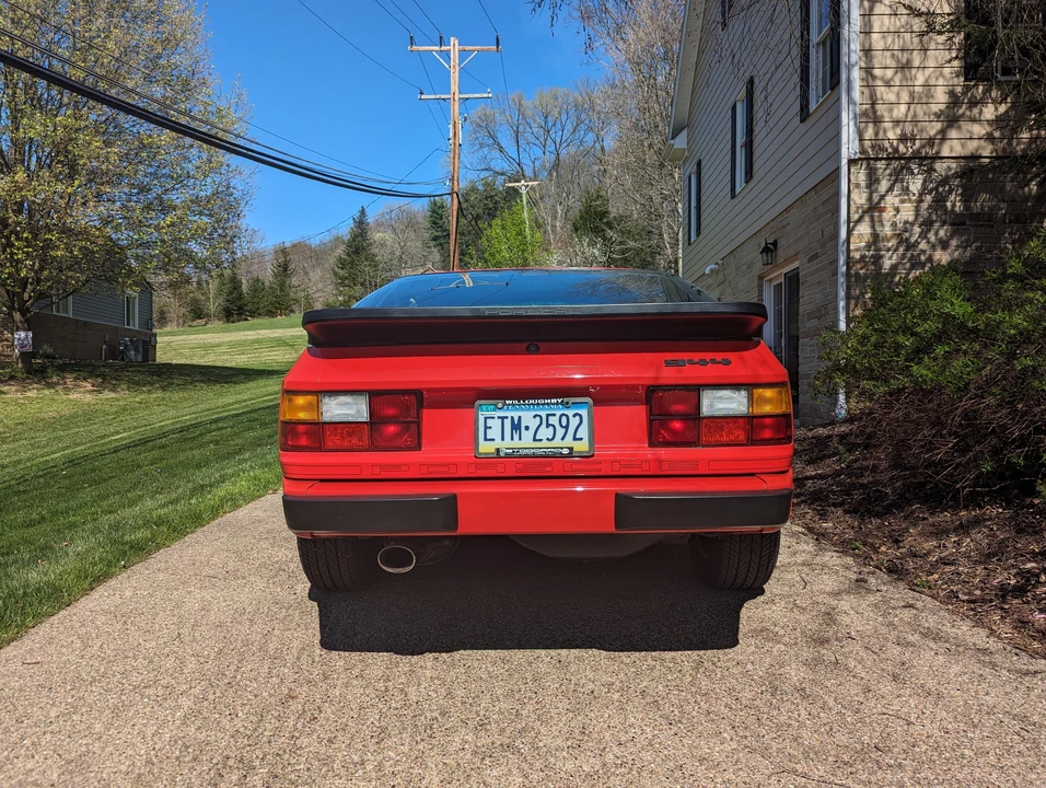 1986 Porsche 944 - Image 11 of 31