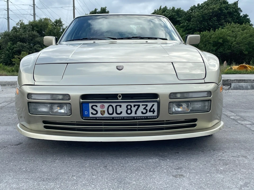 1986 Porsche 944 - Image 14 of 21