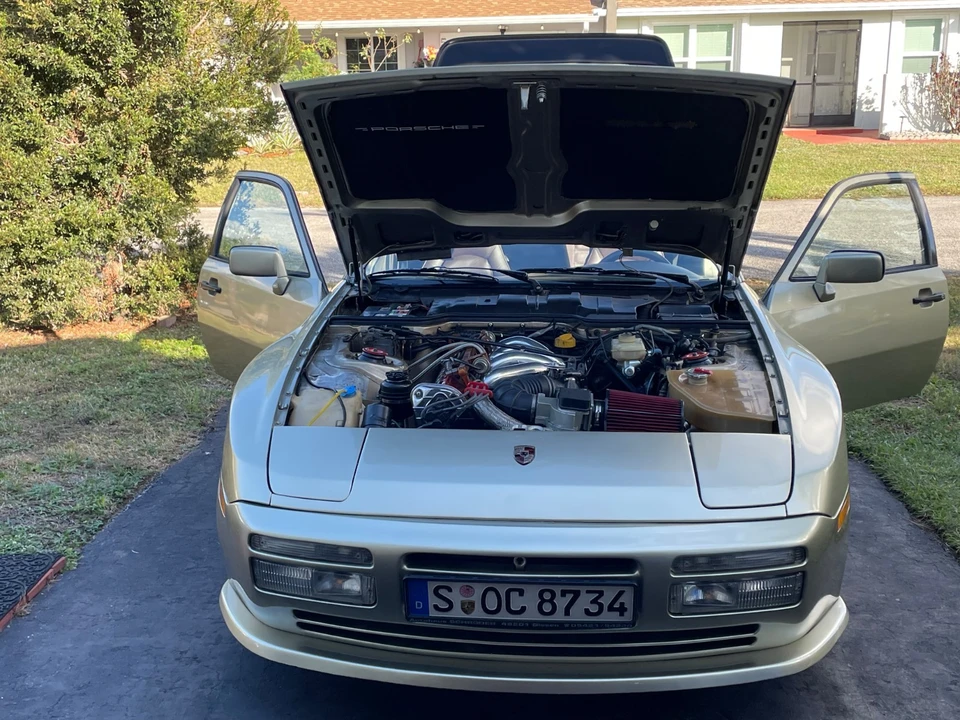 1986 Porsche 944 - Image 11 of 21