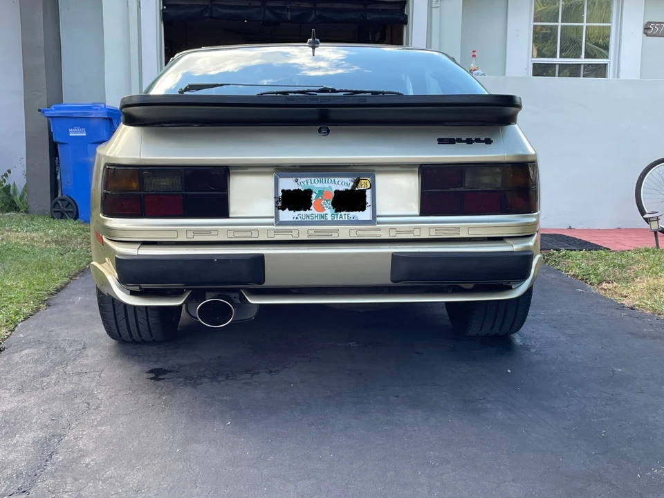 1986 Porsche 944 - Image 10 of 21