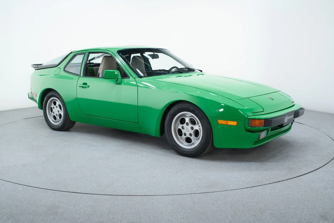 1986 Porsche 944 - Image 11 of 21