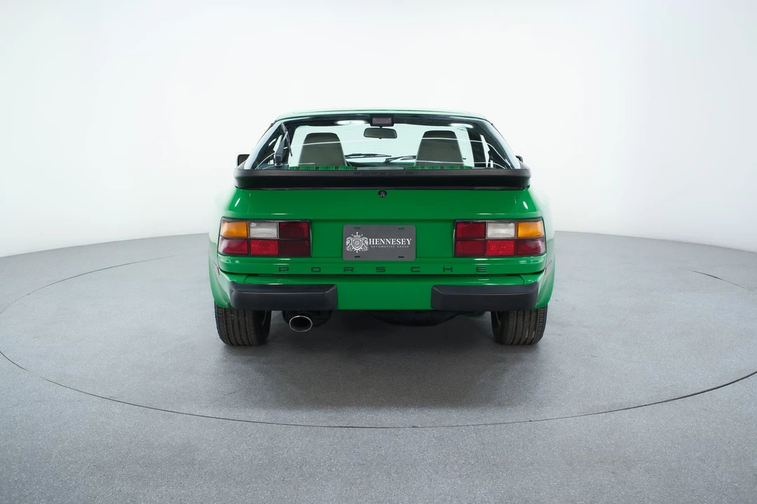 1986 Porsche 944 - Image 8 of 21