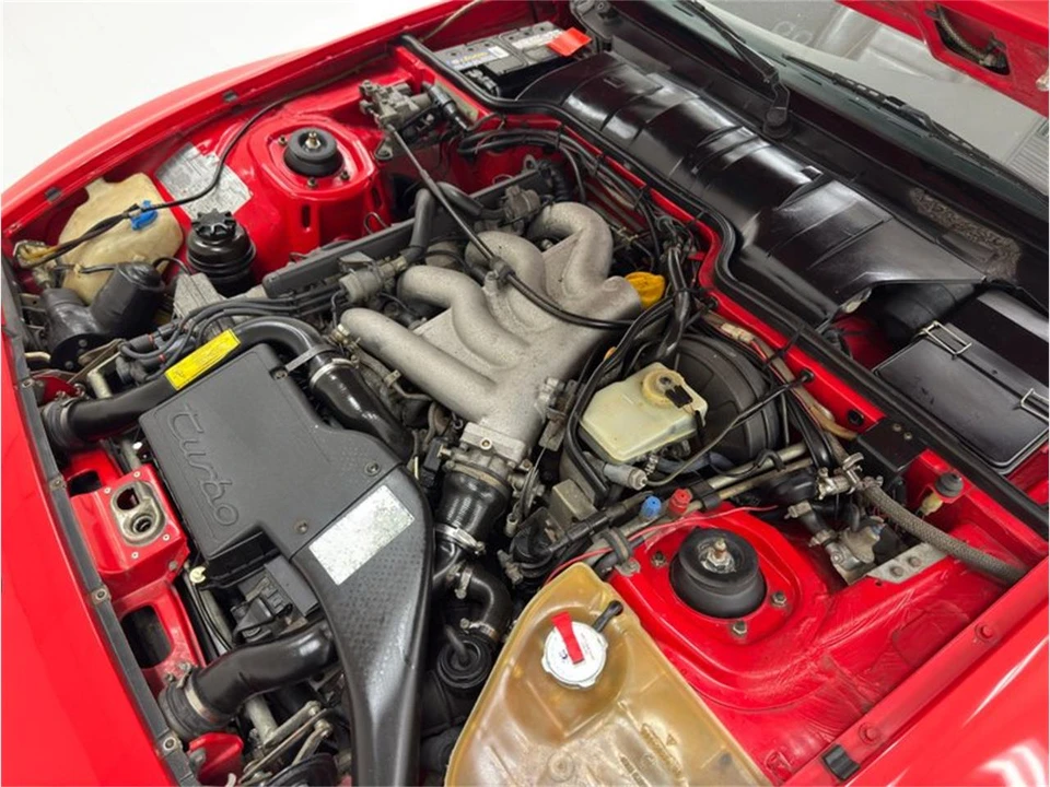 1986 Porsche 944 - Image 26 of 31