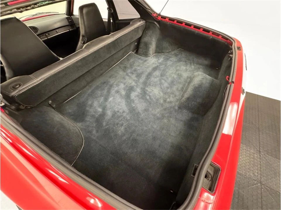 1986 Porsche 944 - Image 27 of 31