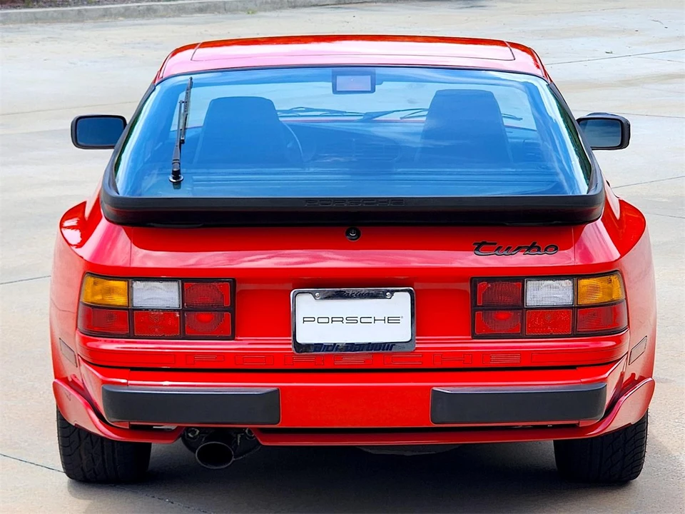 1986 Porsche 944 - Image 12 of 31