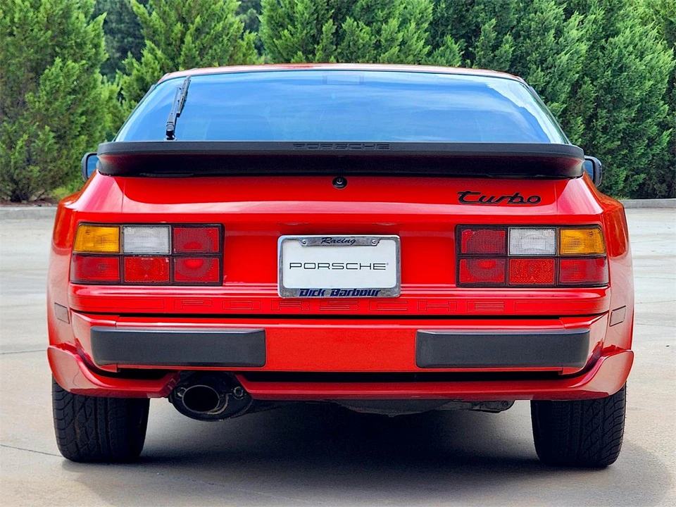 1986 Porsche 944 - Image 13 of 31