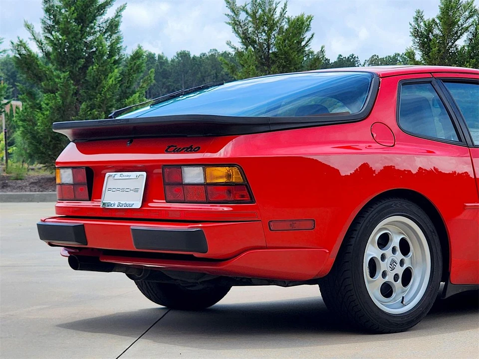1986 Porsche 944 - Image 16 of 31