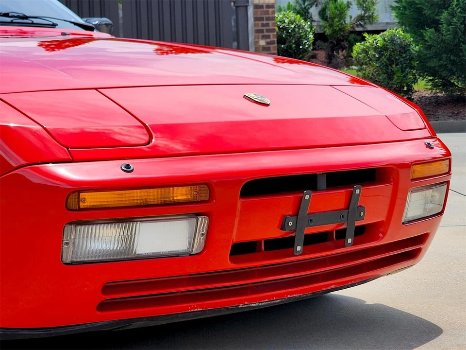 1986 Porsche 944 - Image 25 of 31