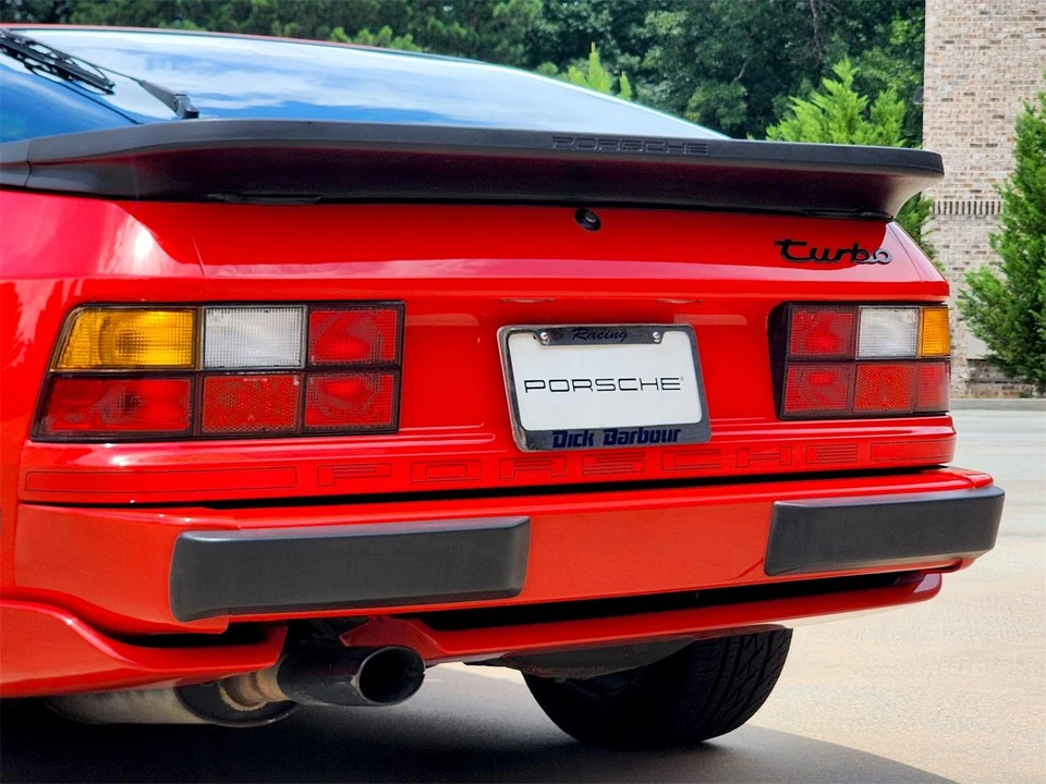 1986 Porsche 944 - Image 29 of 31