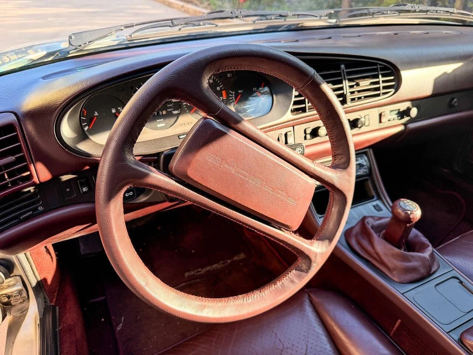 1986 Porsche 944 - Image 19 of 31