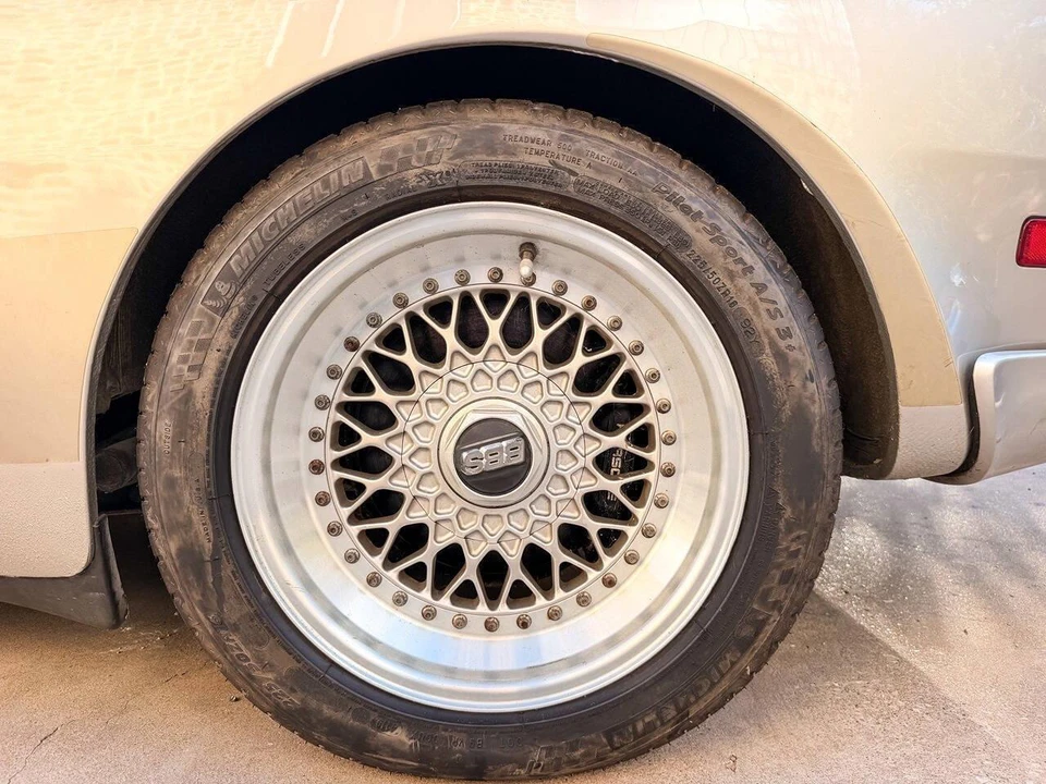 1986 Porsche 944 - Image 9 of 31