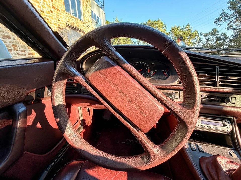 1986 Porsche 944 - Image 21 of 31