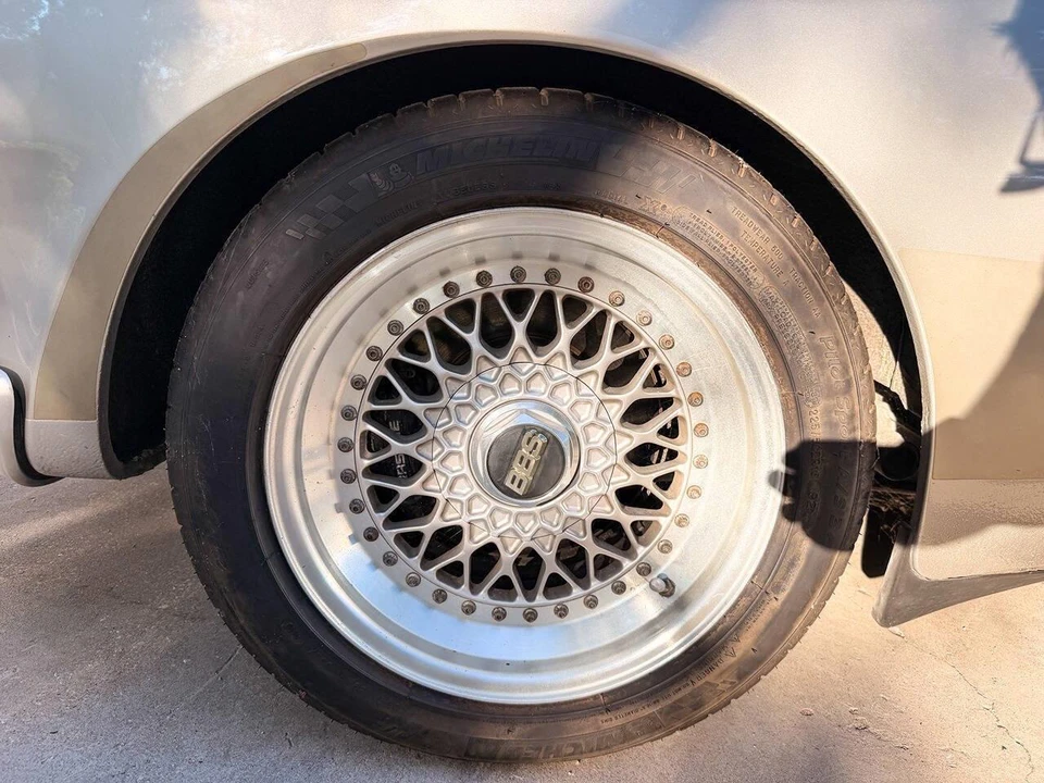 1986 Porsche 944 - Image 12 of 31