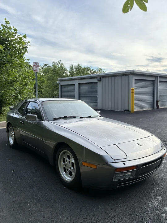 1986 Porsche 944 - Image 2 of 12