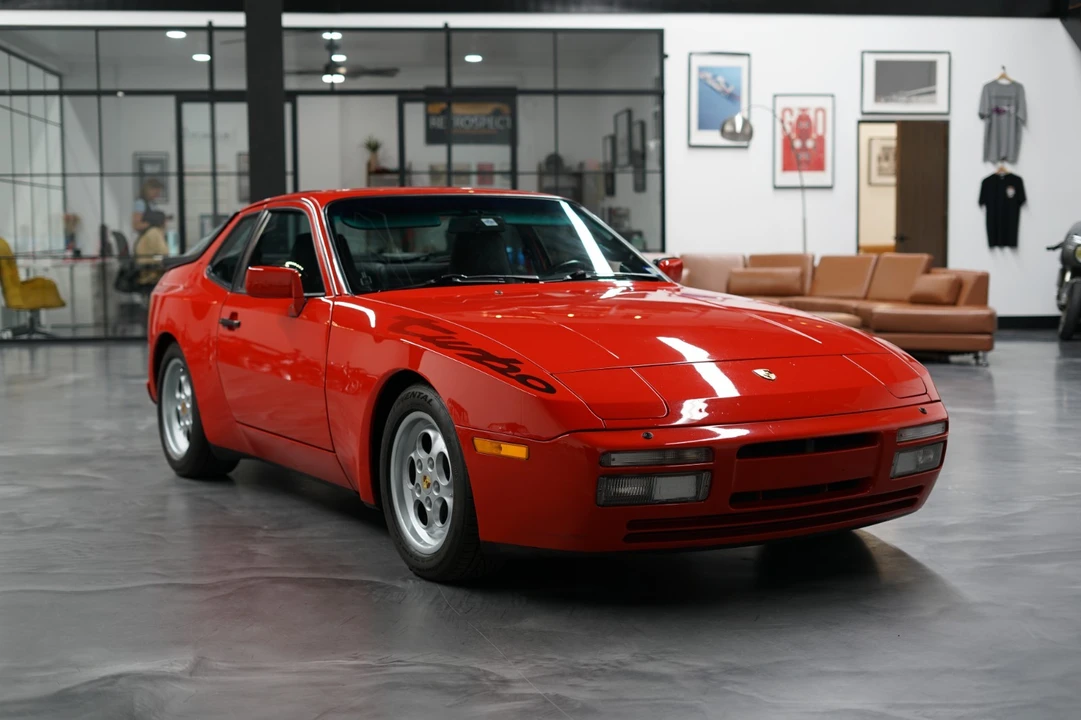 1986 Porsche 944 - Image 2 of 21