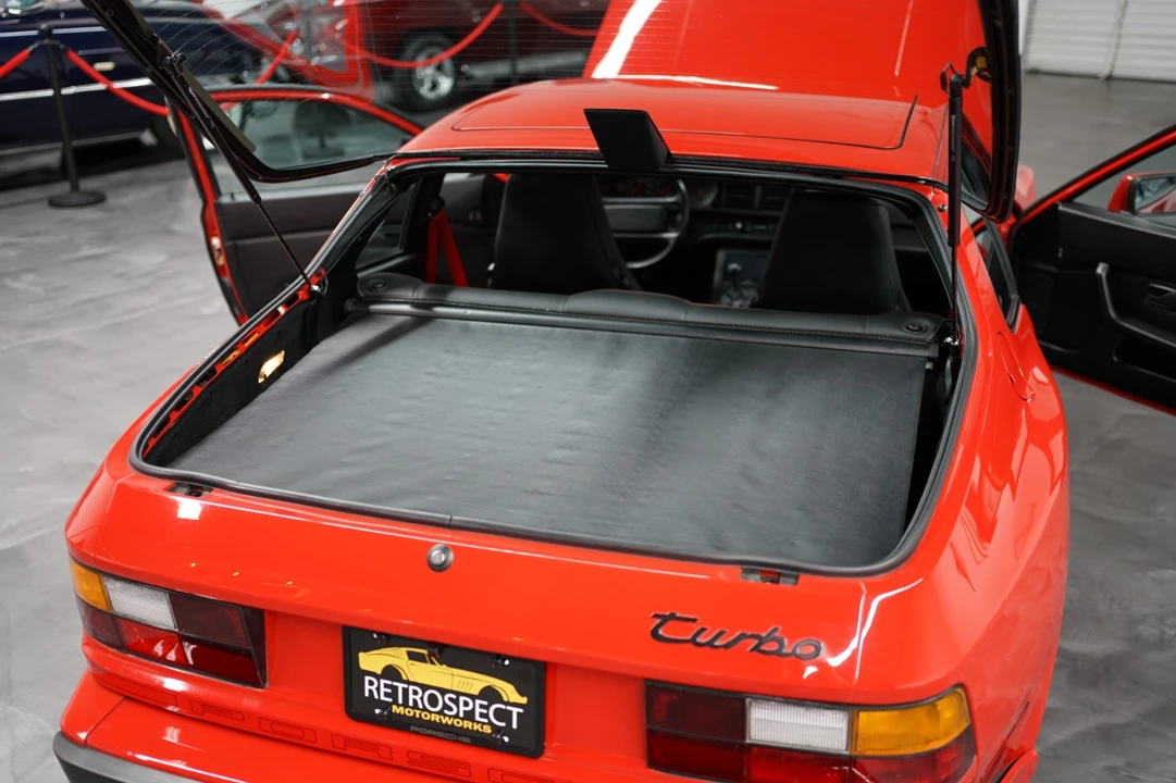 1986 Porsche 944 - Image 16 of 21