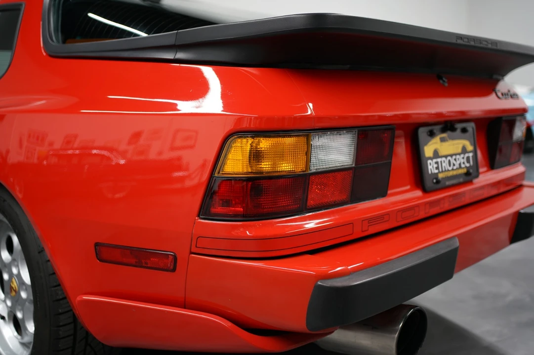 1986 Porsche 944 - Image 12 of 21