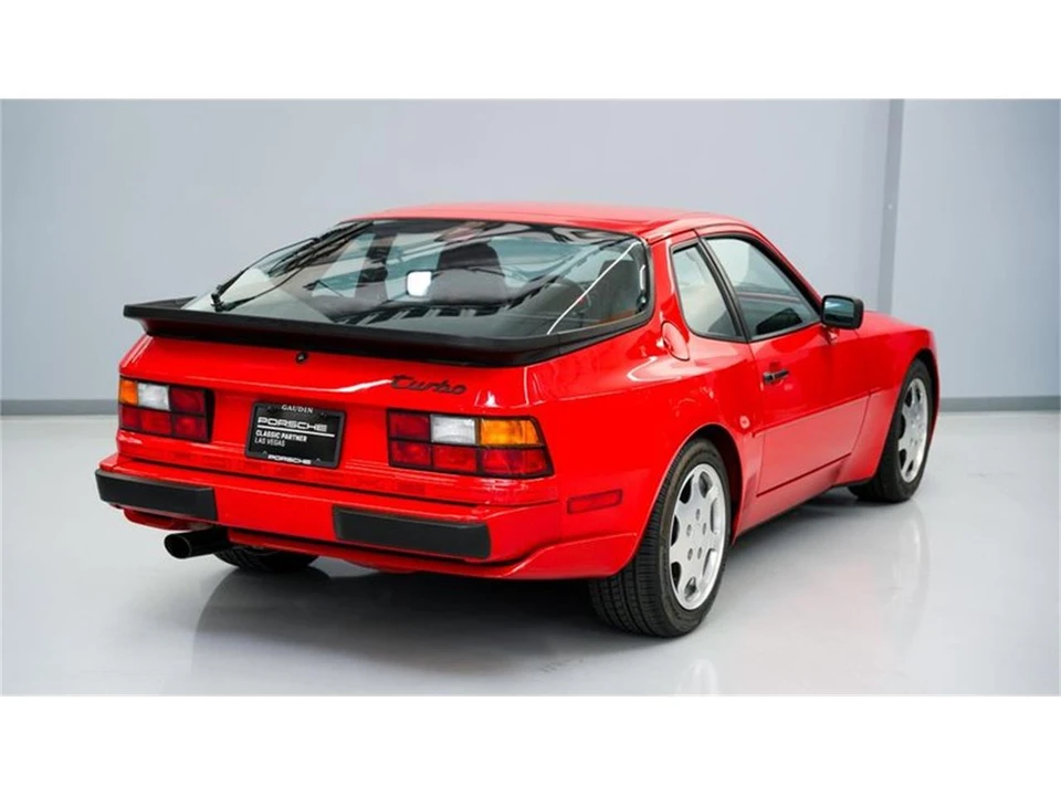 1986 Porsche 944 - Image 5 of 31