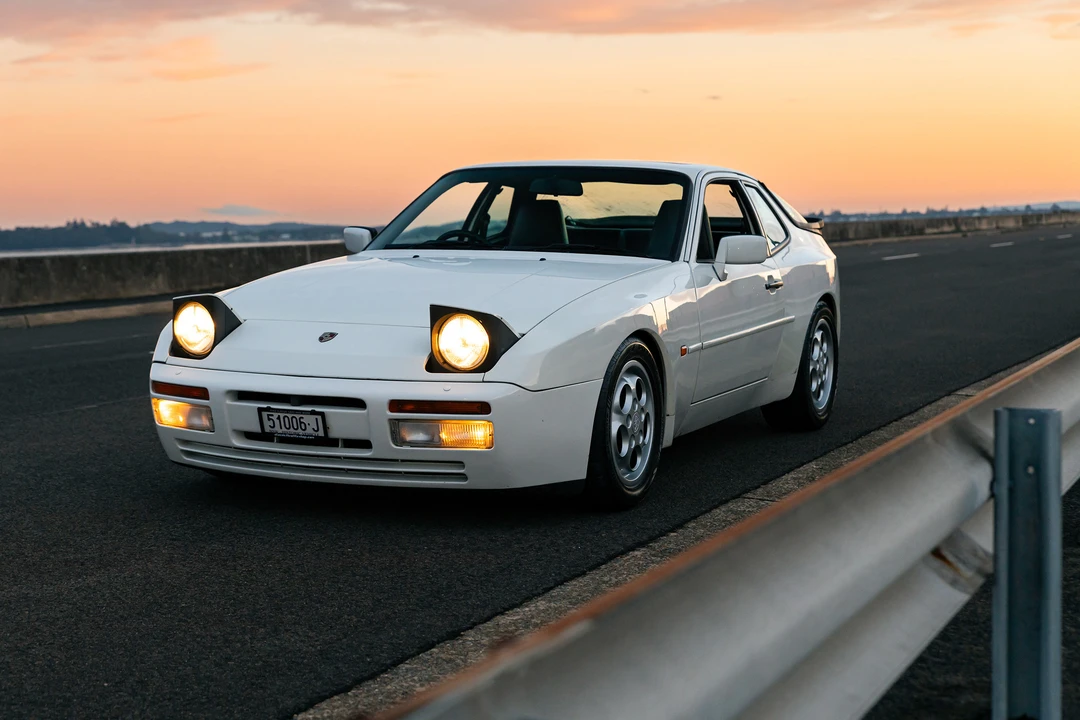 1986 Porsche 944 - Image 9 of 31