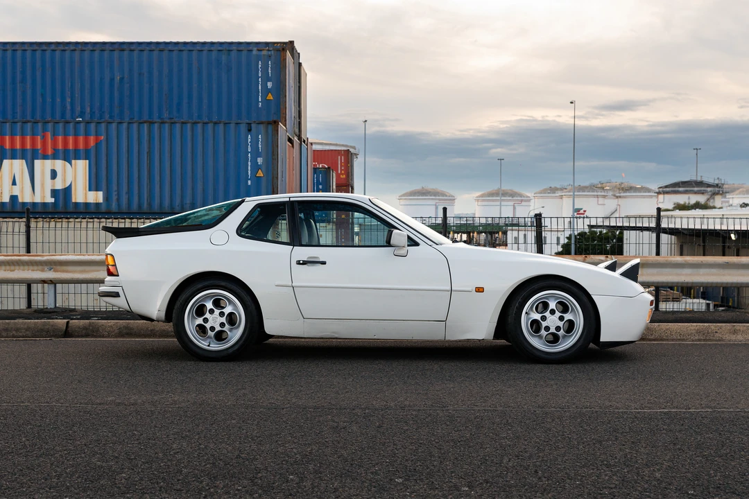 1986 Porsche 944 - Image 12 of 31
