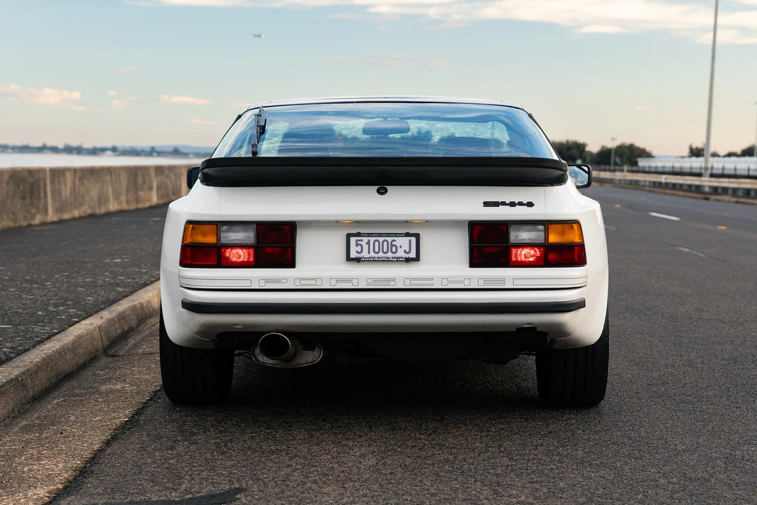1986 Porsche 944 - Image 14 of 31