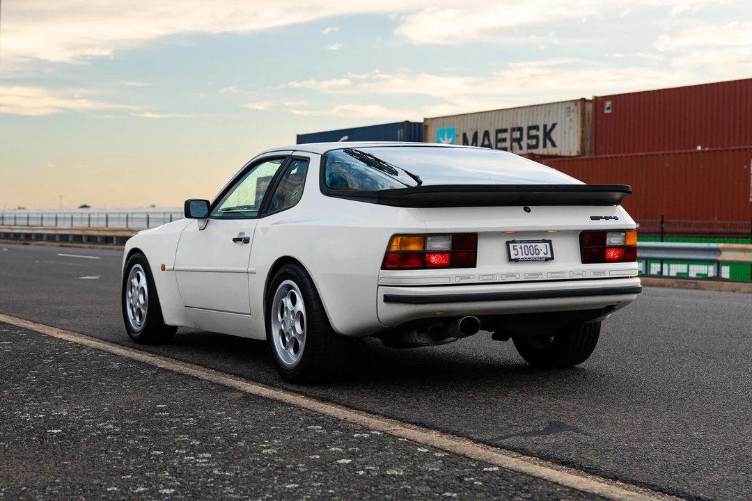 1986 Porsche 944 - Image 15 of 31