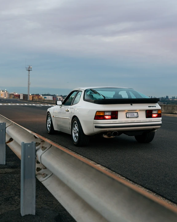 1986 Porsche 944 - Image 27 of 31