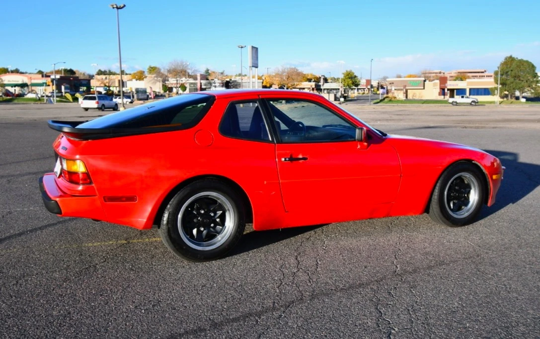 1986 Porsche 944 - Image 9 of 31