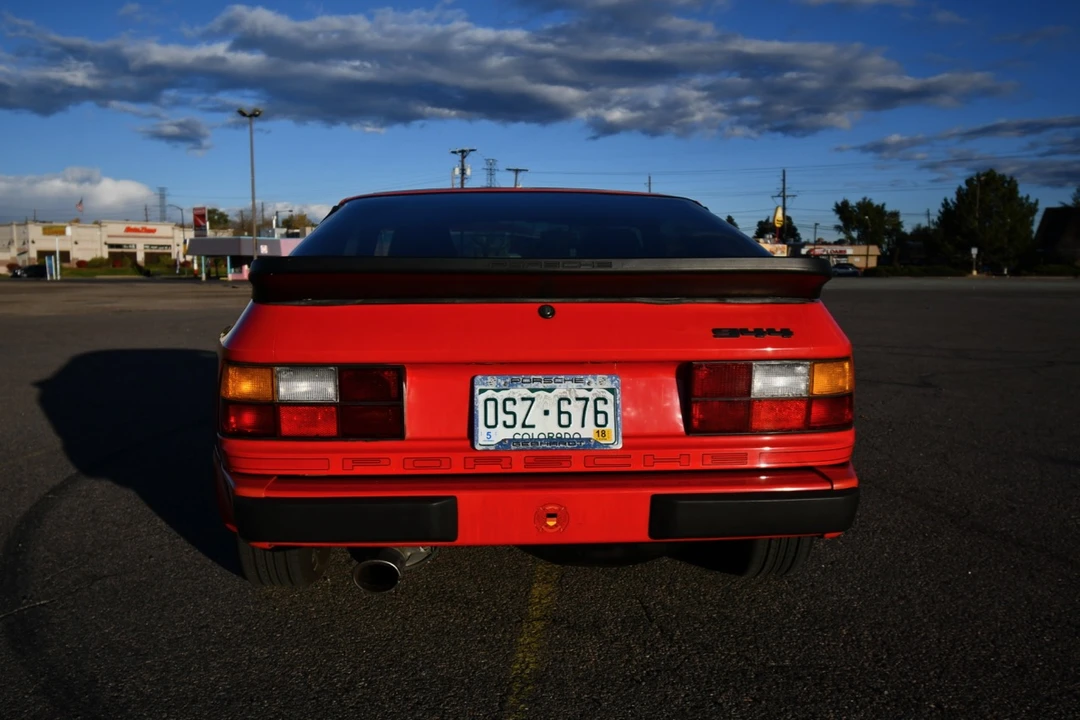 1986 Porsche 944 - Image 7 of 31