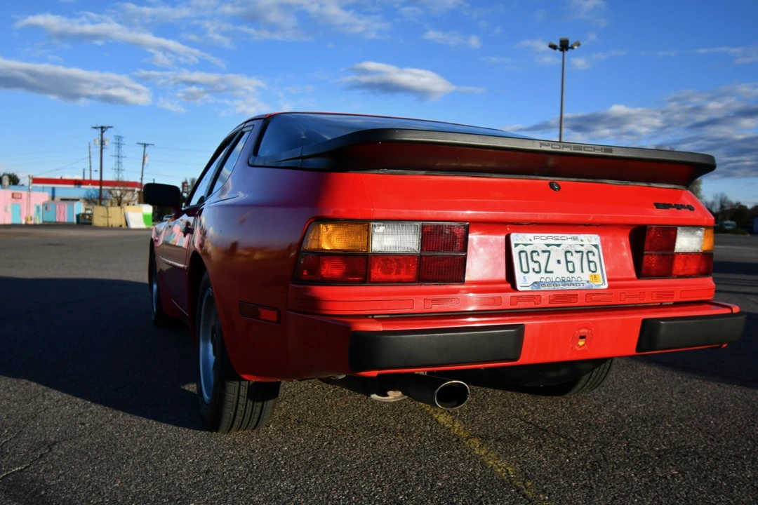 1986 Porsche 944 - Image 17 of 31