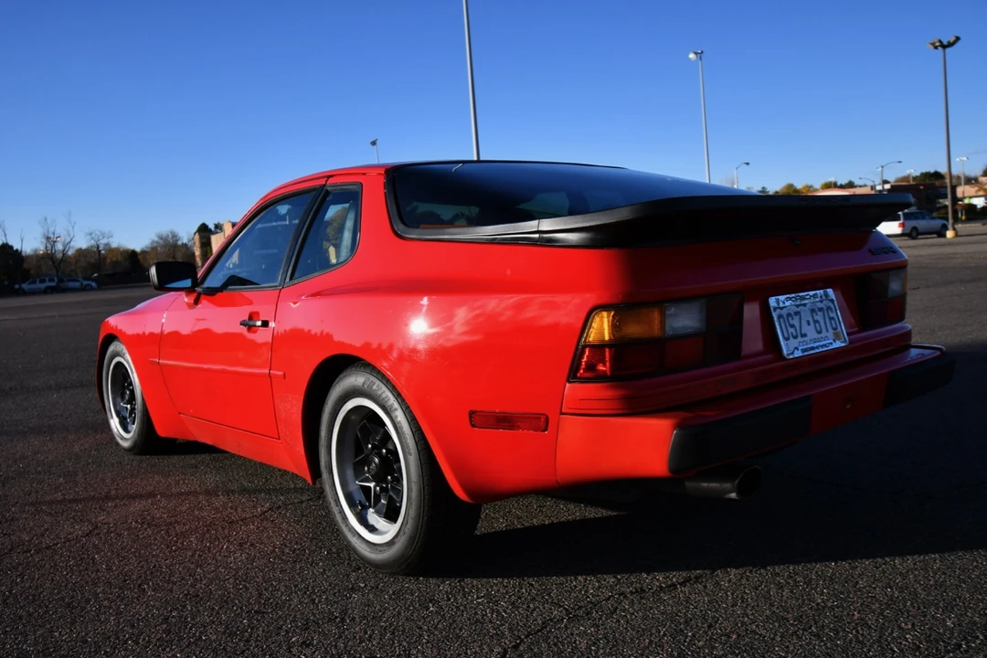 1986 Porsche 944 - Image 13 of 31