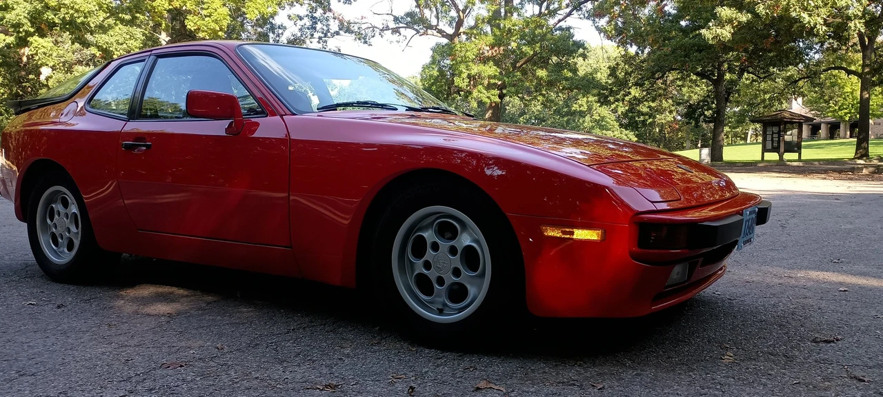 1986 Porsche 944 - Image 3 of 9