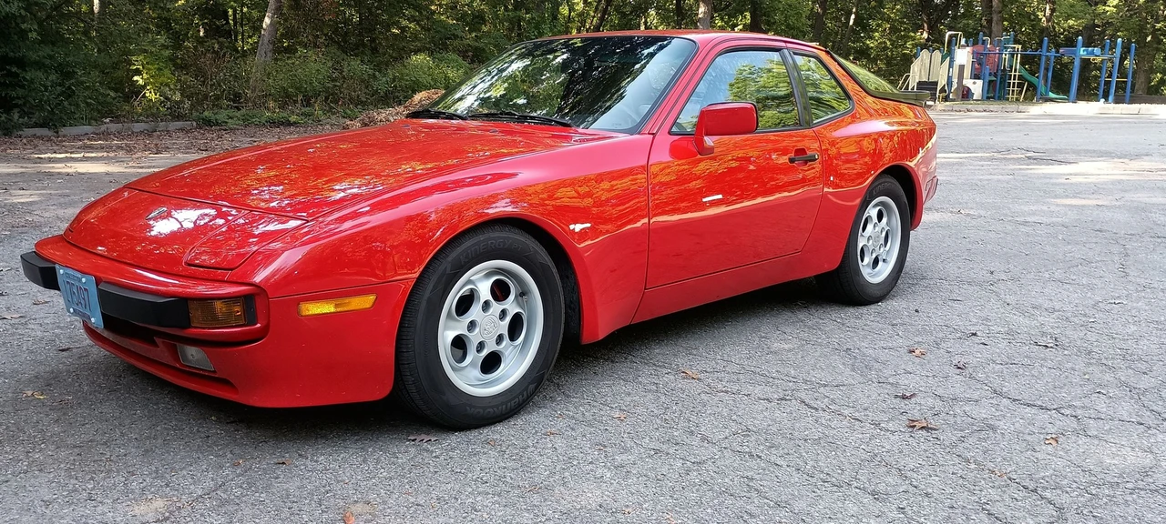 1986 Porsche 944 - Image 6 of 9