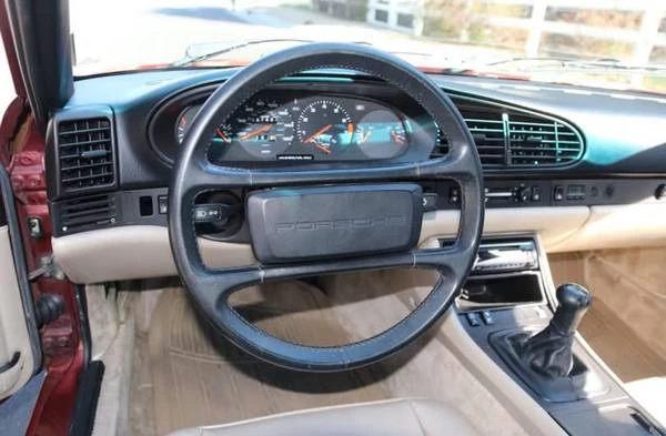 1986 Porsche 944 - Image 14 of 20