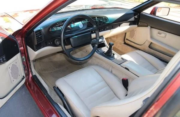 1986 Porsche 944 - Image 13 of 20